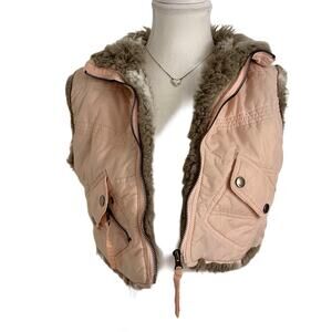 Vintage Baby Pink Fur Y2K Size Small Vest 2000s  Rue 21